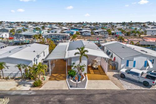 Saint James City House | Island Getaway