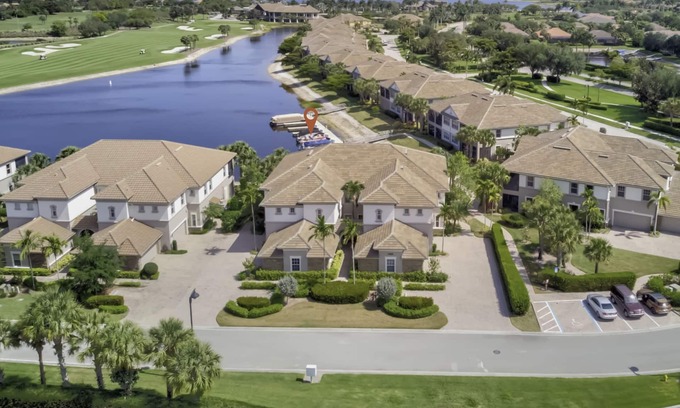 Naples House | Lake View First Floor Coach Home At Amenities Filled - The Quarry of Naples