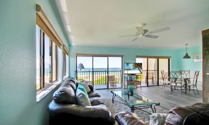 Sunset Beach Condo | Land's End 401 building 7 Top Floor, fully updated with awesome Gulf view!
