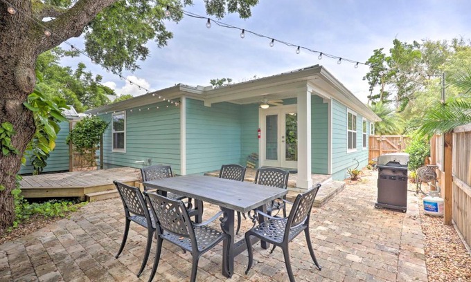 Vilano Beach House | Lovely Coastal Getaway Walk to Vilano Beach!