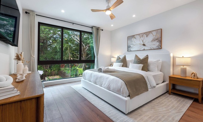 Buena Vista House | Luxe Heated Pool Oasis near Design District/Wynwood