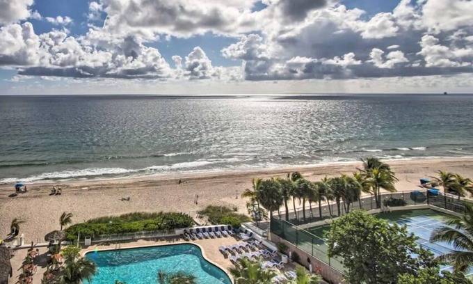 Galt Mile Apartment | Luxe Waterfront Ft Lauderdale Condo w/Beach, Pool by RedAwning