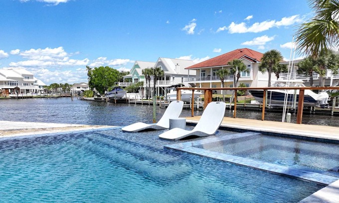 Perdido Key Coves One House | Luxury Infinity Edge Heated/Cooled Pool & Hot Tub + Boat Dock & Marine Station +