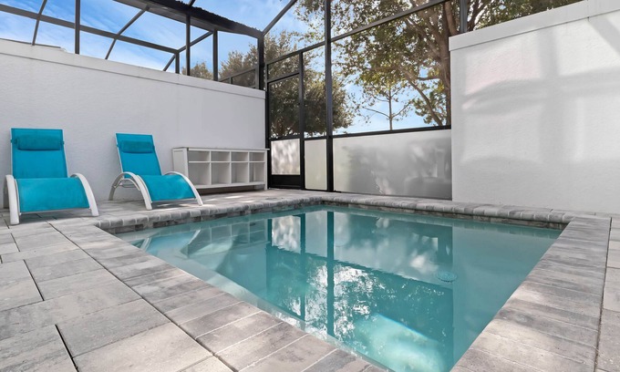 Silver Creek House | Luxury Townhome with private plunge pool located near Disney