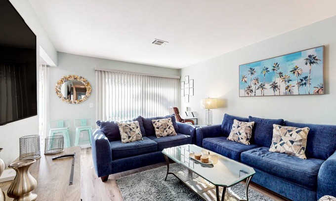 Indian Trails House | Maisonette ∙ 5 bedrooms ∙ 17 guests