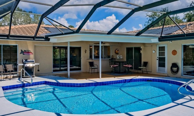 Gulf Gate Woods House | Mermaid Shores