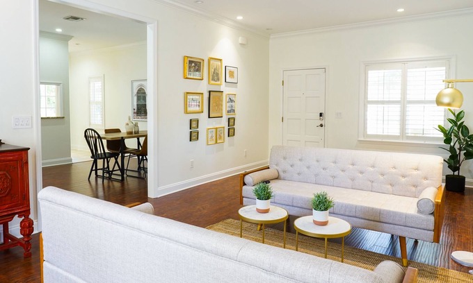 Historic District House | New Lavish Home/Walkable to Historic Downtown Ocala /WEC /HITS