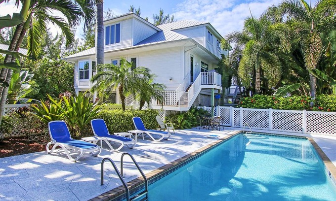 Wulfert House | NEW LISTING! A Saba Wind South (3-Bedroom Home)