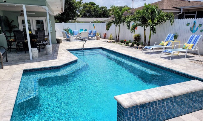 Largo House | *NEW LISTING and NEW POOL* Walk or Bike To Indian Rocks Beach.