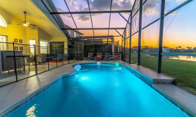 Cumbrian Lakes House | New Listing! Cumbrian Lakes Resort, 7mi to Disney & 13mi to Universal - IT11361