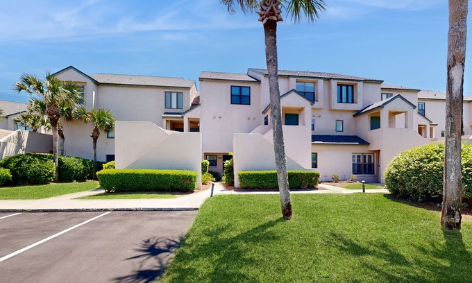 Amelia City House | Newly Decorated, Oceanfront Townhouse with Patio, WiFi, W/D & Shared Pool
