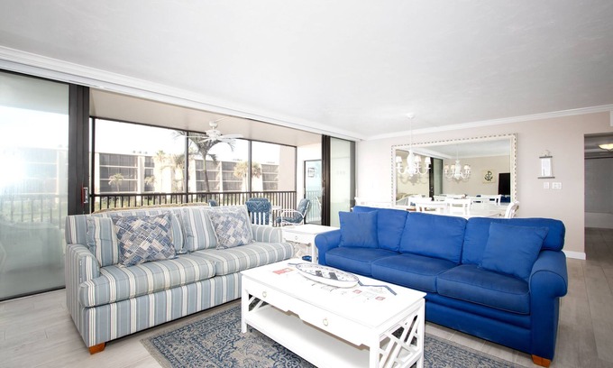 Beachview Country Club Estates Condo | Newly Decorated Three Bedroom Condo - Sundial Q205
