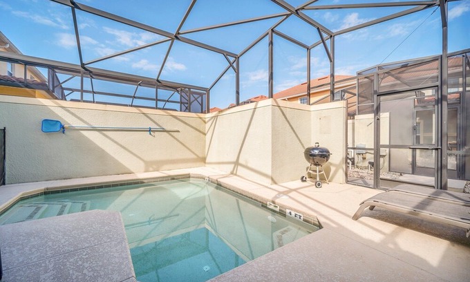 West Kissimmee House | Nice 5 Bed Splash Pool Townhome in Paradise Palms