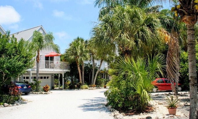 Holmes Beach House | NORTH BEACH VILLAGE 235 townhouse
