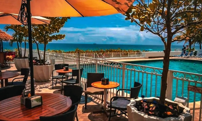 Galt Mile Condo | Oceanfront Condo, Upscale Resort Amenities