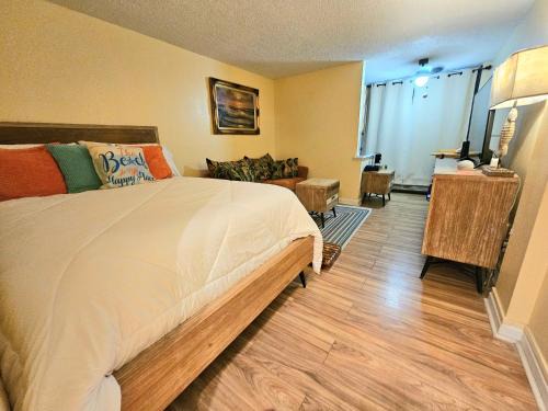 Lenox Park Apartment | Oceanfront Escape With Balcony and heated salt water pool Sleeps 4