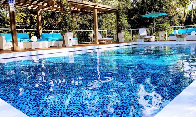 Oakes Estates House | ORCHID VILLA 2 HEATED POOL 5000SQFT DECK PETS GAMES