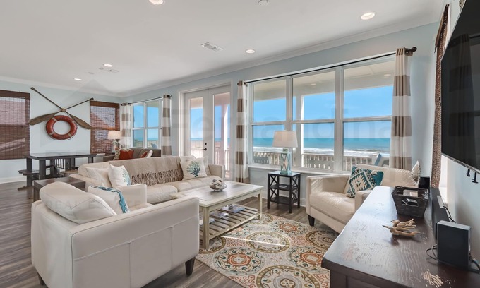Ocean Cay House | Out of a magazine! Views beyond your imagination. Beautiful oceanfront home.