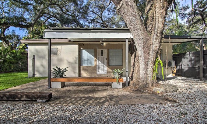 Edgewood House | Pet-Friendly Fort Lauderdale Home: 5Mi to BCH