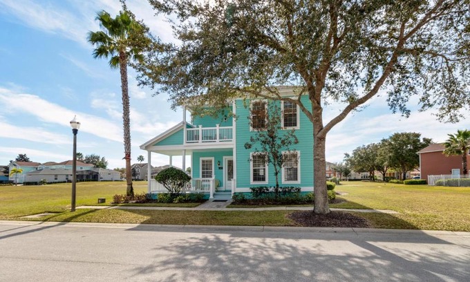Reunion House | Plunge Paradise