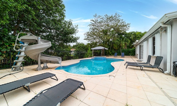 Ojus Villa | Pool House on the Water 2