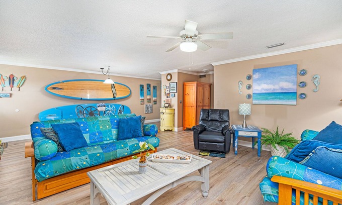 Ormond Beach Condo | POOL OPEN! Ocean Dunes Condo - Oceanfront - 1BR/1BA #127