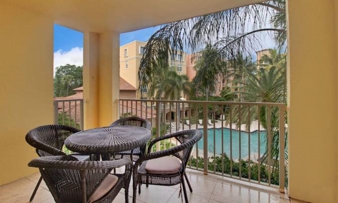 Aventura Condo | Pool View! 2/2 Condo | Yacht Club at Aventura