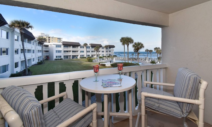 New Smyrna Beach Condo | Prime Location/Pool Views/Oceanview Gem/Chateau by the Sea 22B