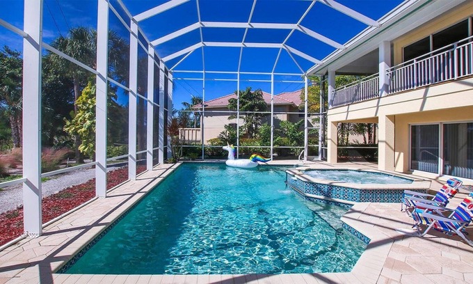 Beachview Country Club Estates House | Private Pool, Sanibel Island, Sun Villa