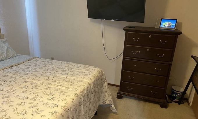 Pine Hills Resort | Private room ∙ 1 guest