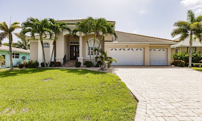 Punta Gorda House | Punta Gorda Isles- Perfect Location- Beautiful Waterfront Home- Heated Pool/Spa