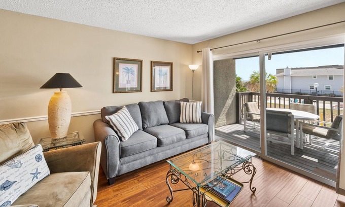 Fernandina Beach Condo | Sand Dollar Villas Unit 105 - Down by the Sea