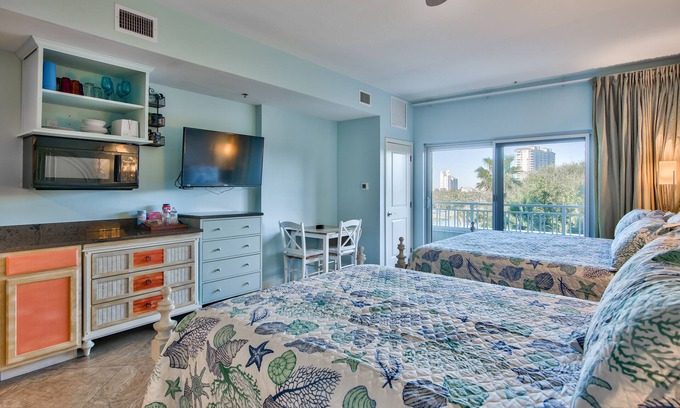 Sandestin Apartment | Sandestin Luau Studio, Steps to Beach - Family/Golf, Beach Gear/TRAM/WiFi