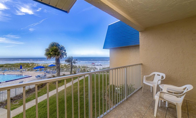 Crescent Beach Condo | Sandpiper 204 - Beachside Livin'