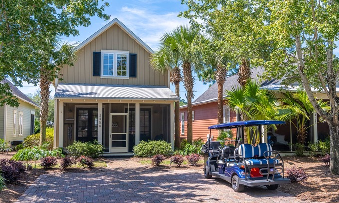 Sandestin House | Screened Porch ~ Bunk Room ~ 6-Seat Golf Cart ~ Bayside Gated Resort