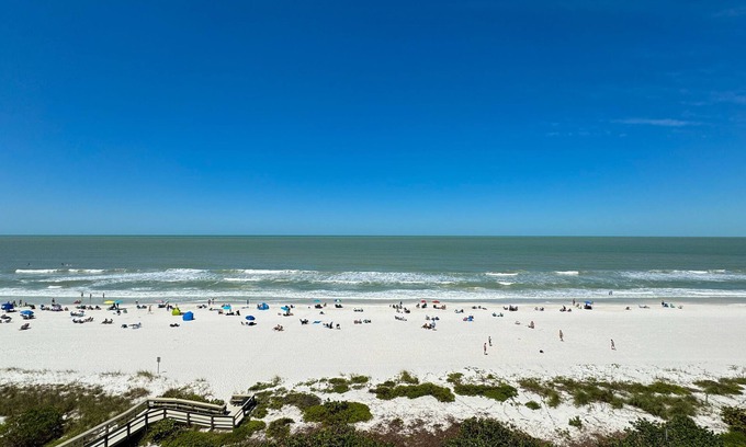 Marco Island Condo | Sea Winds 602: Marco Island Rental Properties