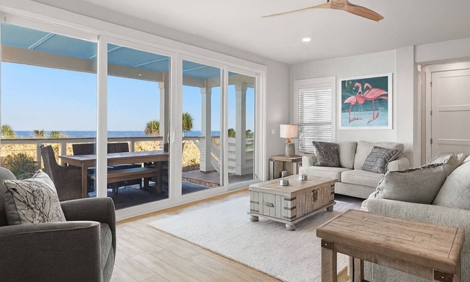 Palm Harbor House | Spacious and Modern Beachfront Home with Direct Beach Access