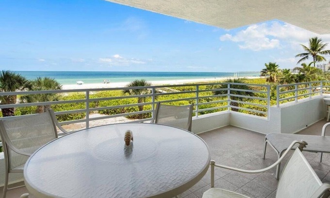 Marco Island Condo | Spacious and Stunning Beachfront Condo