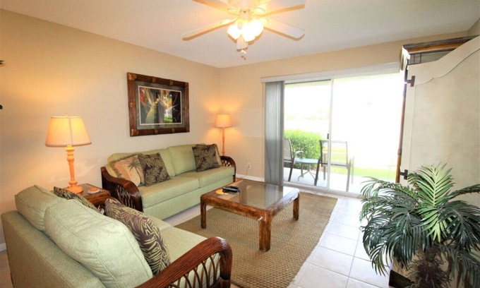 Isla del Sol Condo | St Pete Isla Vista Verde West 1-104 2/2 Ground