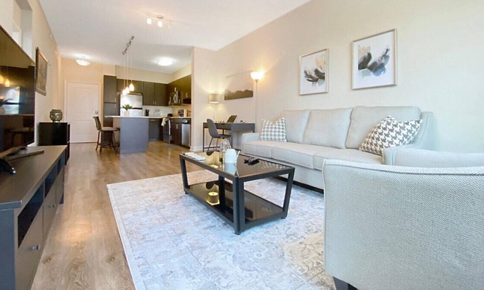 Carver City - Lincoln Gardens Apartment | Style in Central Tampa, Best Dining and Shops