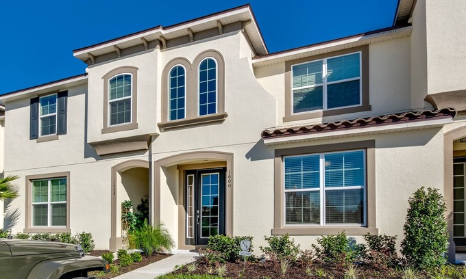 Four Corners House | Super Nice 4 Bed Splash Pool Townhome in Solara Resort