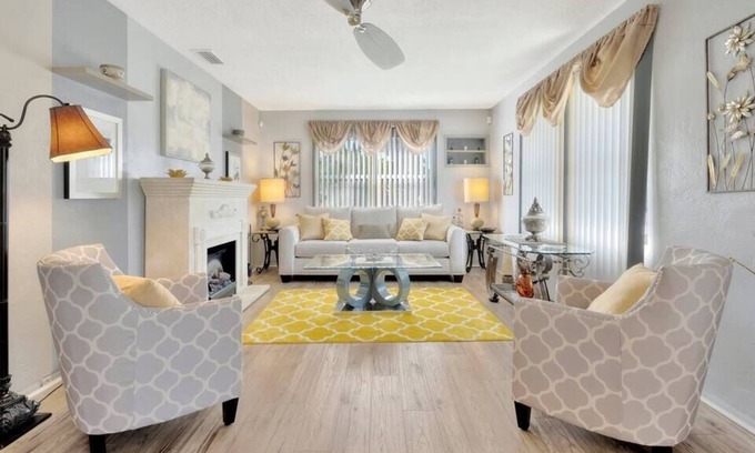 Greater Pinellas Point House | The Bahama Breeze - Sleeps 6