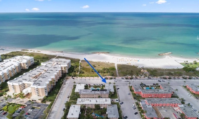 St. Pete Beach Condo | The Beach is Calling!