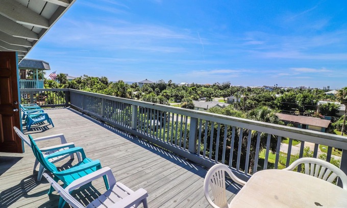 New Smyrna Beach House | The Lookout located on beautiful North Beach NSB!