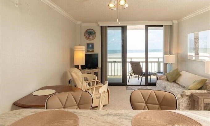 Marco Island House | Tradewinds 403- Enjoy Sunsets from the Balcony!
