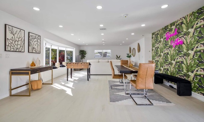 Imperial Point House | Tropical Oasis 3bd/2ba Villa