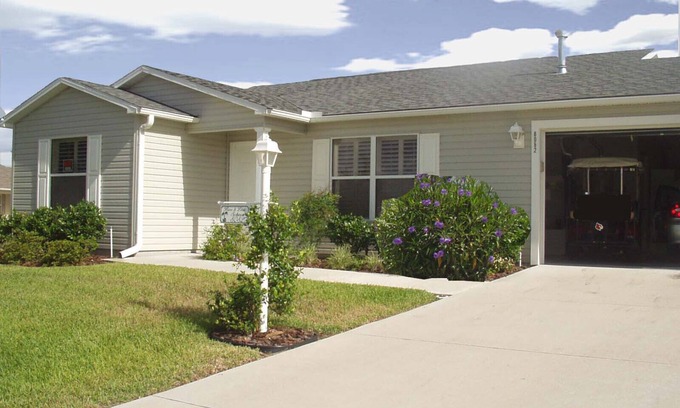 Chatham House | Try B4 you Buy,Cart,Extra Clean, Golf, Pickleball, Pools,Music & Dancing Nightly