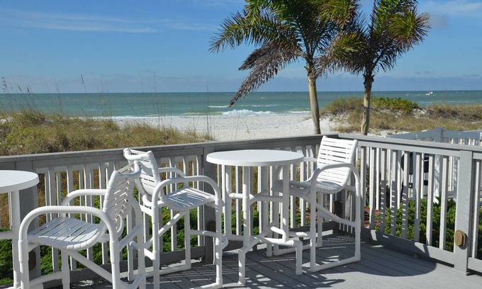 Indian Rocks Beach Condo | Upscale condo with Gulf views, WiFi, private W/D - minutes from beach