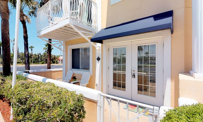 Cape Caneveral Beach Gardens Condo | 74 m² Condo ∙ 1 bedroom ∙ 6 guests