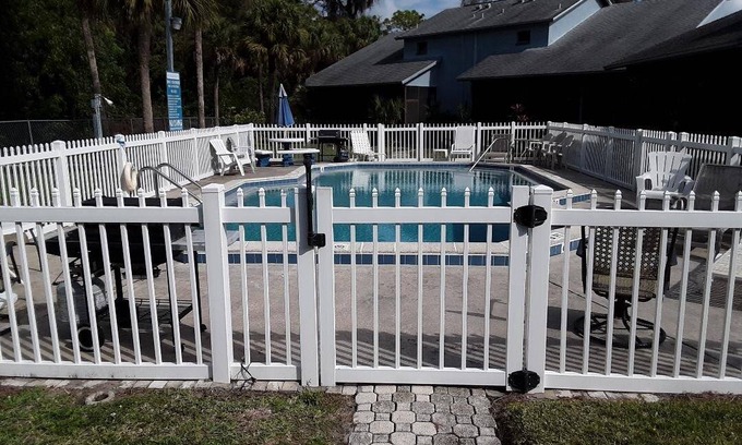 Lochmoor Waterway Estates House | 111 m² House ∙ 2 bedrooms ∙ 6 guests